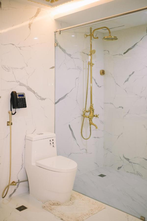 Lafaayette Luxury Suites באגויו מראה חיצוני תמונה
