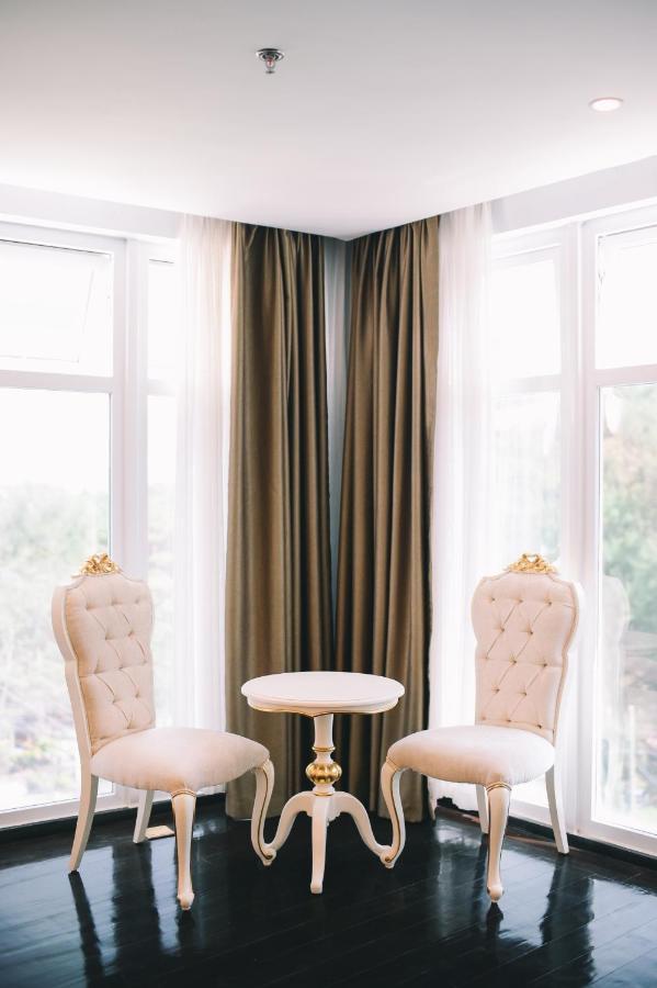 Lafaayette Luxury Suites באגויו מראה חיצוני תמונה