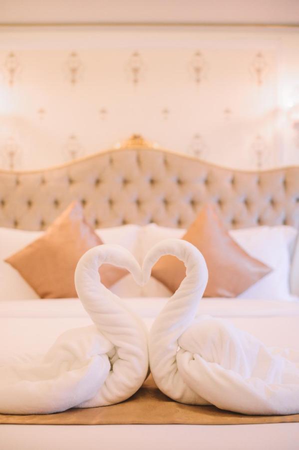 Lafaayette Luxury Suites באגויו מראה חיצוני תמונה